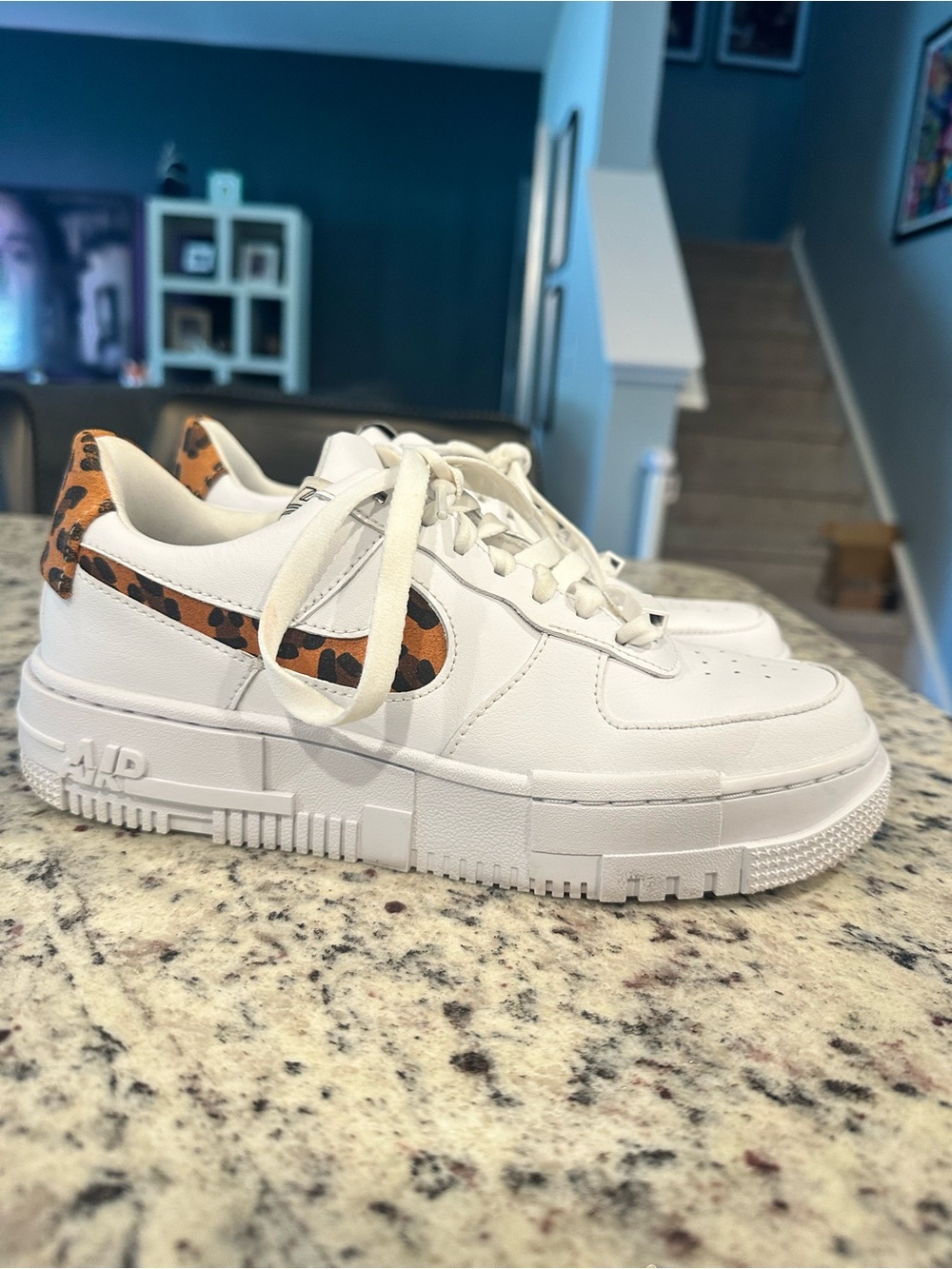 Nike Air Force 1 Pixel – Leopard Print – Women’s Size 7 - Picture 3 of 6